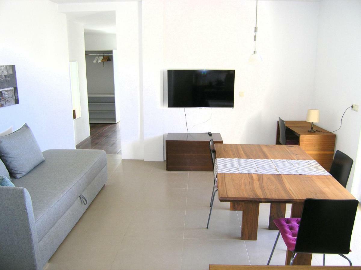 Apartman Kucer Krk Town Exterior foto